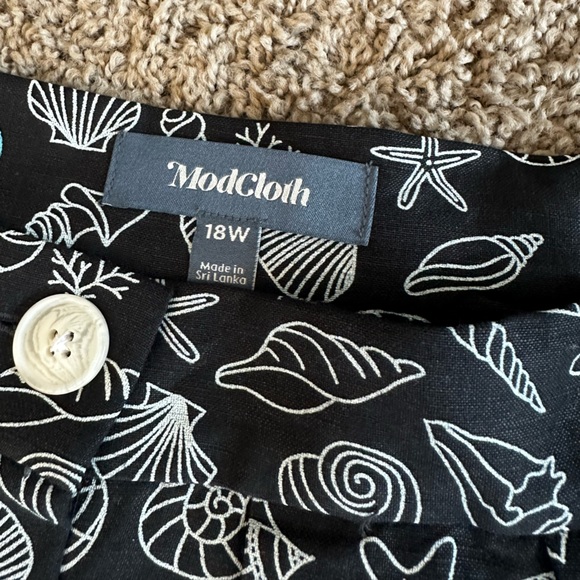 NWT ModCloth Always Turning Heads Pleated Sea Shell Skirt - Picture 4 of 5